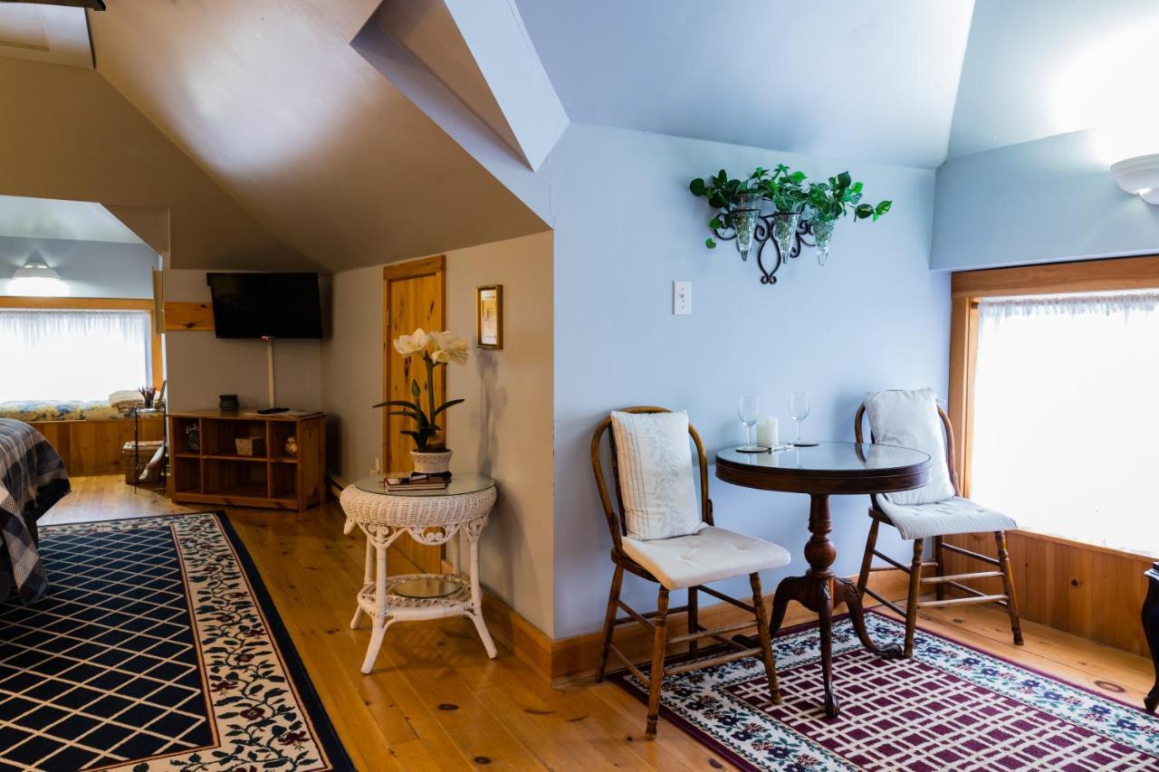 A Hidden Gem Bed And Breakfast Windsor Eksteriør bilde