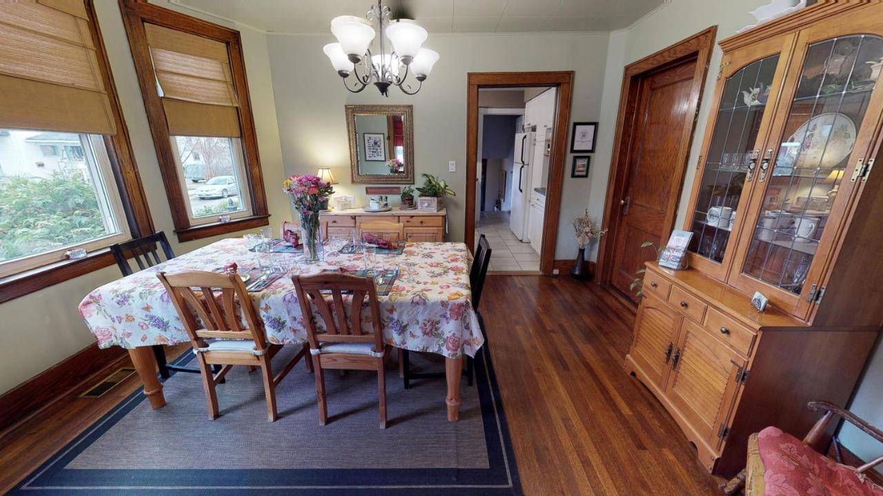 A Hidden Gem Bed And Breakfast Windsor Eksteriør bilde